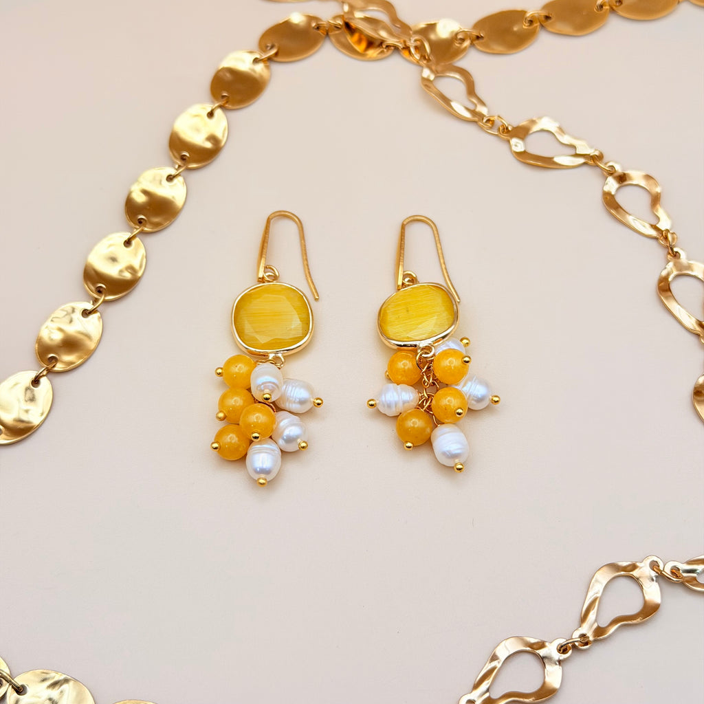Aurora Cluster – Gold-Plated Earrings with Natural Stones & Pearls